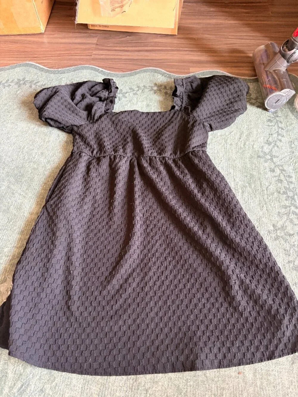 Ces Femme Black Textured Puff Sleeve Babydoll Mini Dress - M